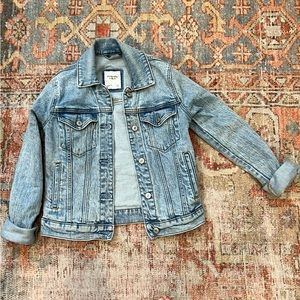 Denim jacket (Abercrombie)